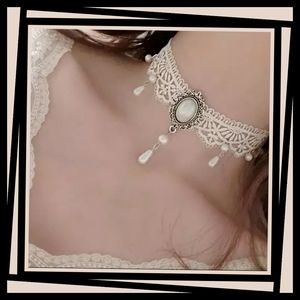 Gothic Victorian Elegant Lace, Pearl White Choker